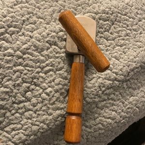 Bonny wood handle vintage can opener
